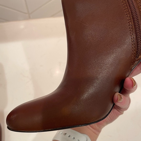 Ann Taylor Leather Tallulah Zip Up Booties in Modern Saddle 3.5 inch Heel - Picture 9 of 16